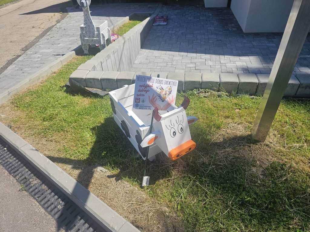 Donica Dobra przy Sanktuarium w Rychwałdzie